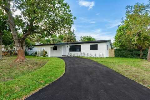 2741 SW 2nd Ct, Fort Lauderdale, FL 33312