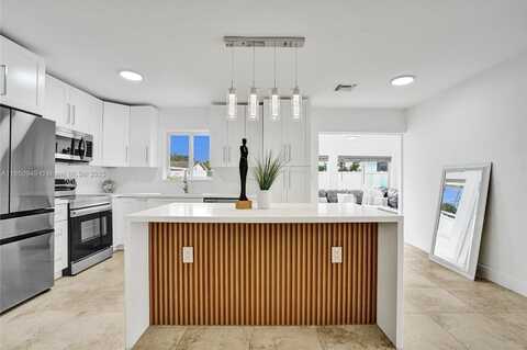 820 NE 8th Street, Pompano Beach, FL 33060