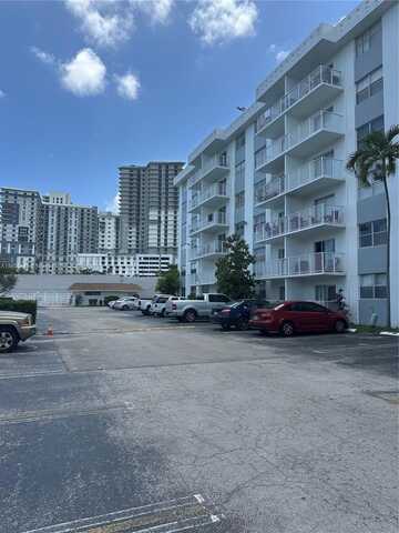 16465 NE 22nd Ave, North Miami Beach, FL 33160