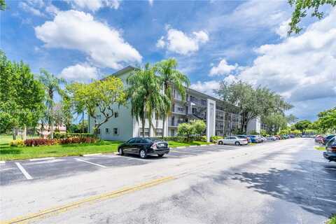 101 SW 132nd Way, Pembroke Pines, FL 33027