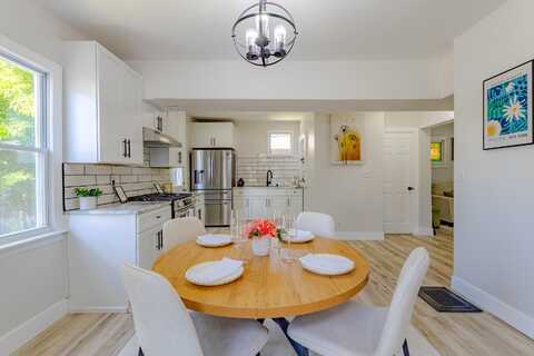 1512 E Oklahoma Ave, Milwaukee, WI 53207