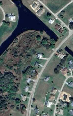 520 FOXHALL CIRCLE, SEBRING, FL 33876