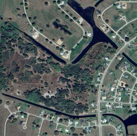 501 FOXHALL CIRCLE, SEBRING, FL 33876