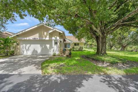 4239 CARRIAGE DRIVE, SARASOTA, FL 34241