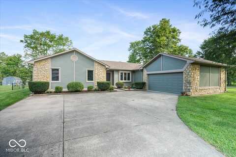 6630 Lana Court W, New Palestine, IN 46163
