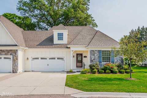 32 River, Grosse Pointe Woods, MI 48236