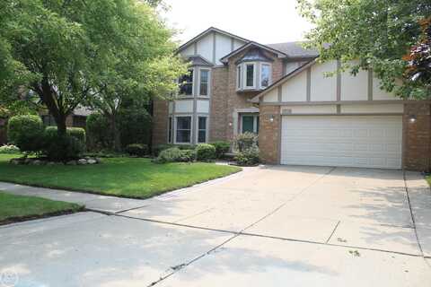 19118 Killeen, Clinton Township, MI 48038