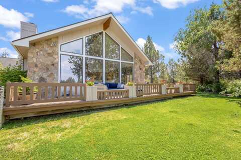 21897 Obsidian Avenue, Bend, OR 97702