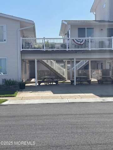 14 Bay Boulevard, Seaside Heights, NJ 08751