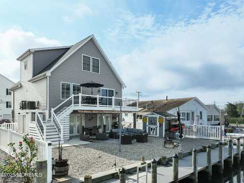 5 Sands Point Road, Waretown, NJ 08758