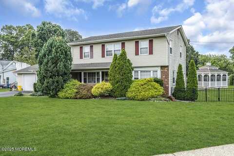 2 Princeton Drive, Jackson, NJ 08527