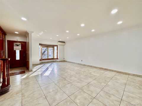 14117 77th Avenue, Flushing, NY 11367