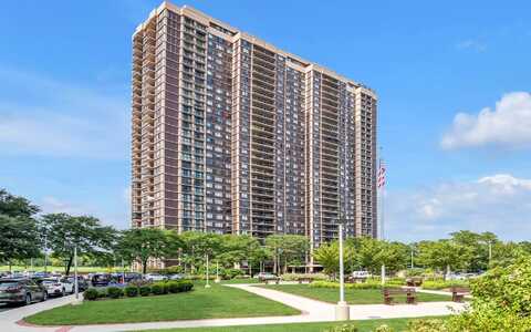 269-10 Grand Central Parkway, Floral Park, NY 11005