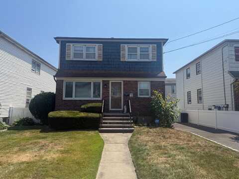 110 Evergreen Avenue, Lynbrook, NY 11563