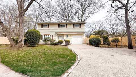 530 Melville Road, Farmingdale, NY 11735