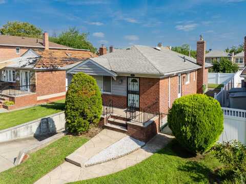 166-27 16 Avenue, Whitestone, NY 11357