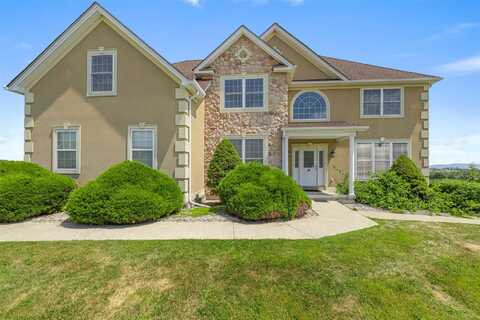 14 Burma Road, Marlboro, NY 12542