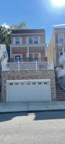 50 S Nichols Avenue, Yonkers, NY 10701