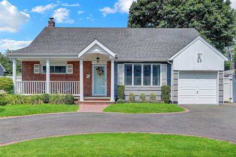 217 Camp Avenue, Merrick, NY 11566