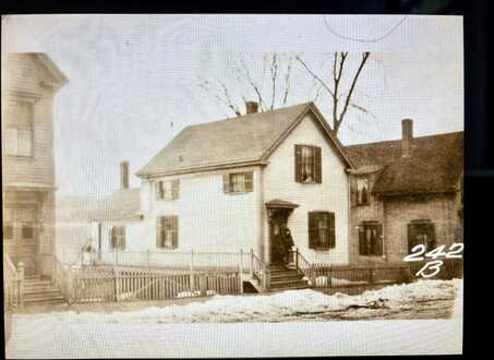 242 Valley Street, Portland, ME 04102