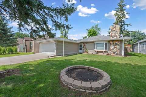 911 Kingsbury Street, Belle Fourche, SD 57717
