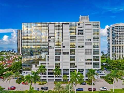 4751 Gulf Shore, NAPLES, FL 34103