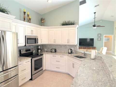 2026 Terrazzo, NAPLES, FL 34104