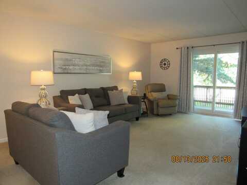505 Redondo Drive, Downers Grove, IL 60516