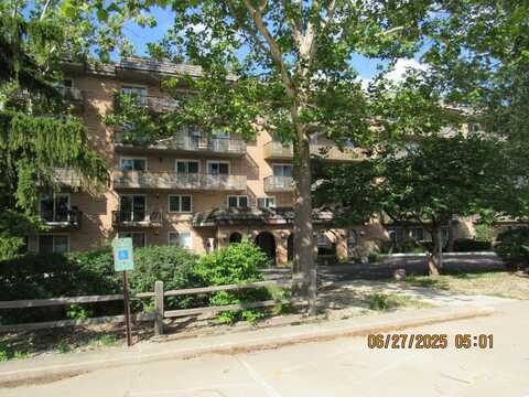 505 Redondo Drive, Downers Grove, IL 60516