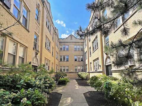2410 N KILBOURN Avenue, Chicago, IL 60639