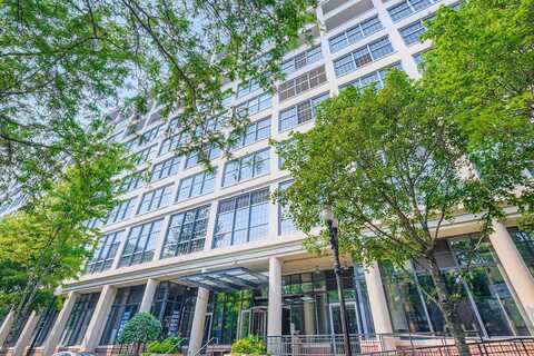 900 N Kingsbury Street, Chicago, IL 60610