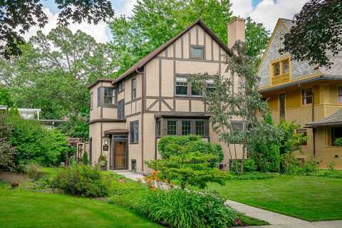 538 N East Avenue, Oak Park, IL 60302