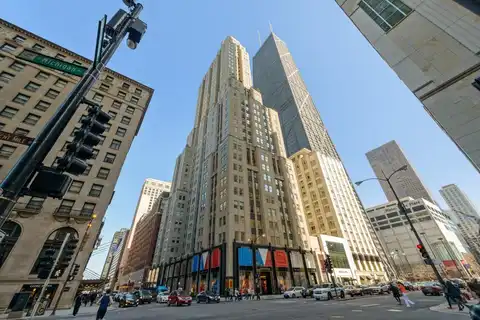 159 E Walton Place, Chicago, IL 60611