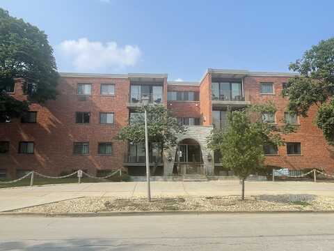 197 W Armitage Avenue, Elmhurst, IL 60126
