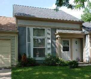 689 Wilson Street, Hanover Park, IL 60133