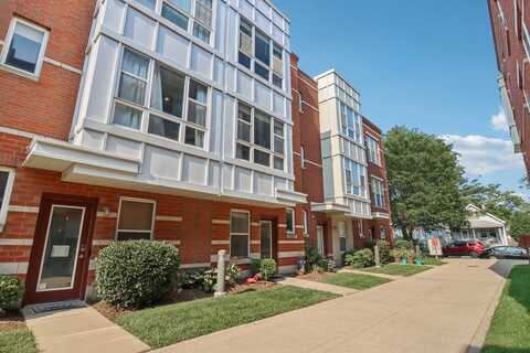 3244 N Kilbourn Avenue, Chicago, IL 60641