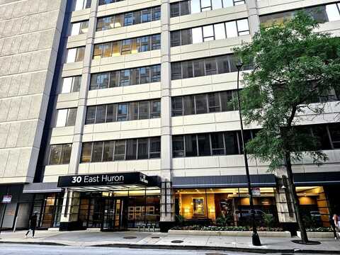 30 E Huron Street, Chicago, IL 60611