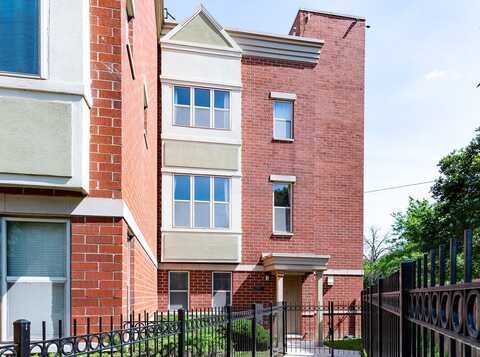 706 W Evergreen Avenue, Chicago, IL 60610