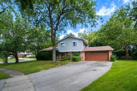 616 N Pinecrest Road, Bolingbrook, IL 60440