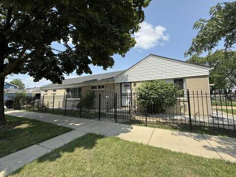 1700 N 14th Avenue, Melrose Park, IL 60160