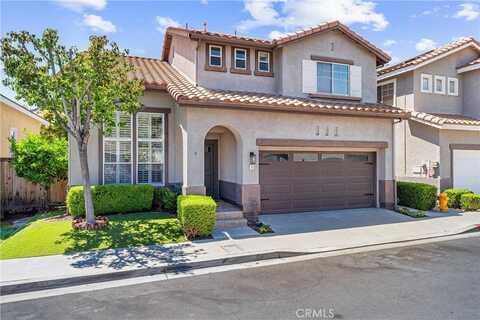 33 Willowbrook Lane, Rancho Santa Margarita, CA 92688