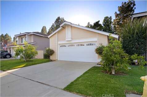 88 Summerstone, Irvine, CA 92614