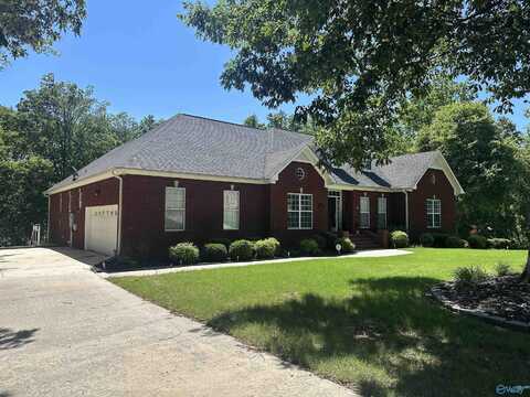 1969 Autumn Creek Drive, Arab, AL 35016