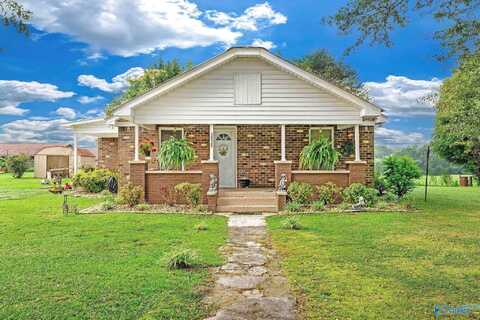 6829 Highpoint Road, Albertville, AL 35950