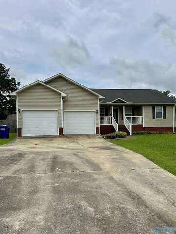 225 Shaw Street, Albertville, AL 35950