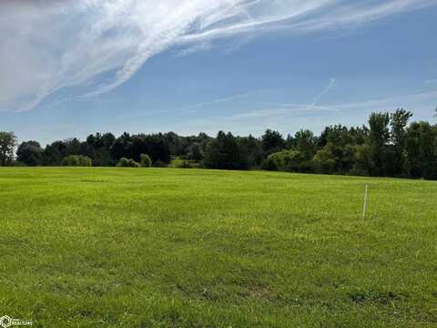 Grand Avenue, Fairfield, IA 52556