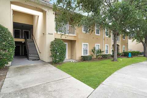 3620 KIRKPATRICK Circle unit: 3, Jacksonville, FL 32210