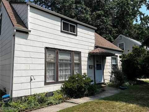 26471 Farringdon Avenue, Euclid, OH 44132