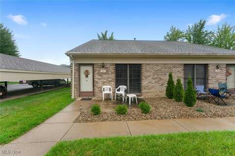 1707 W Hampton Drive, Austintown, OH 44515