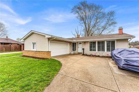 7551 Apollo Drive, Parma, OH 44130